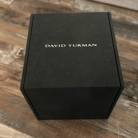 David Yurman Petite Chatelaine Pendant Necklace - Picture 8 of 8